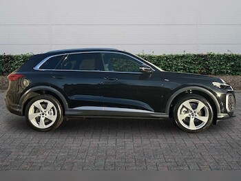 Used Audi Q5 2025 for sale - 77176643: Photo