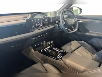 Used Audi Q6 e-tron 2025 for sale - 77176636: Photo