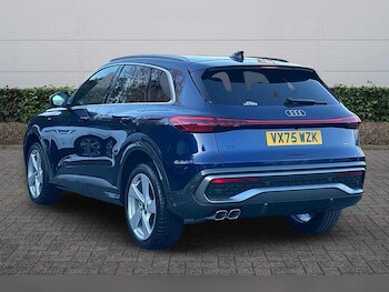 Used Audi Q5 2025 for sale - 77177408: Photo