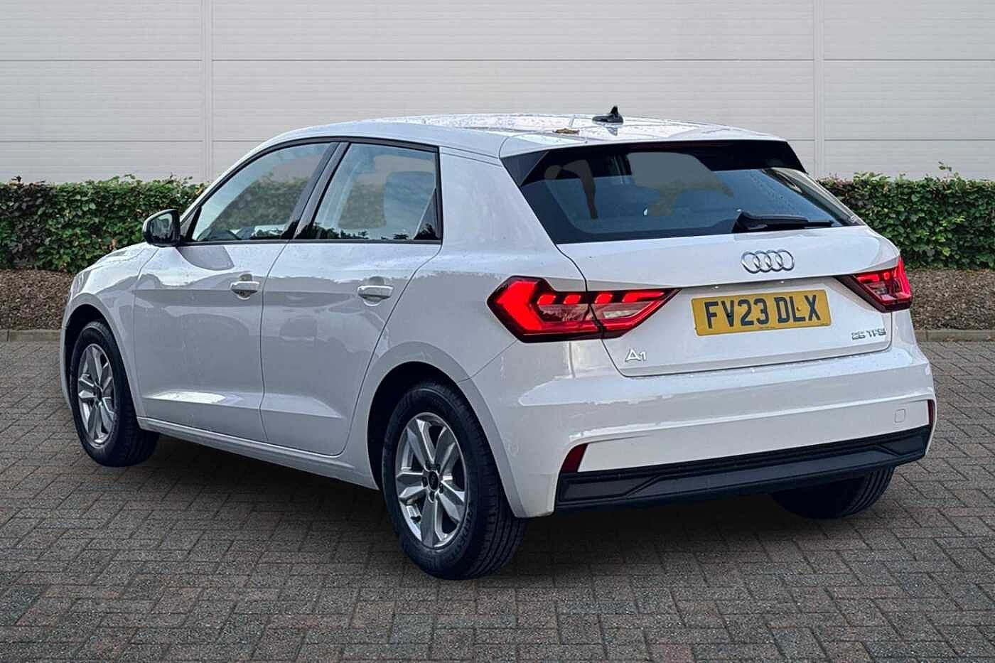 Used Audi A1 2023 for sale - 77177377: Photo 3
