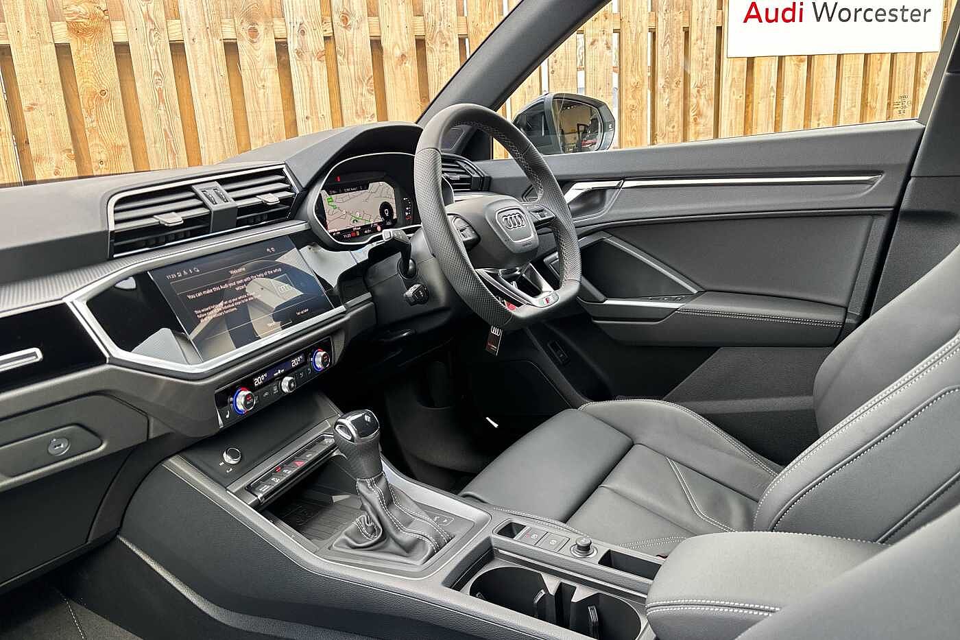 Used Audi Q3 2025 for sale - 76111053: Photo 2