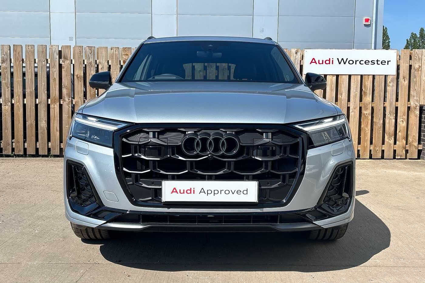 Used Audi Q7 2025 for sale - 76110603: Photo 10