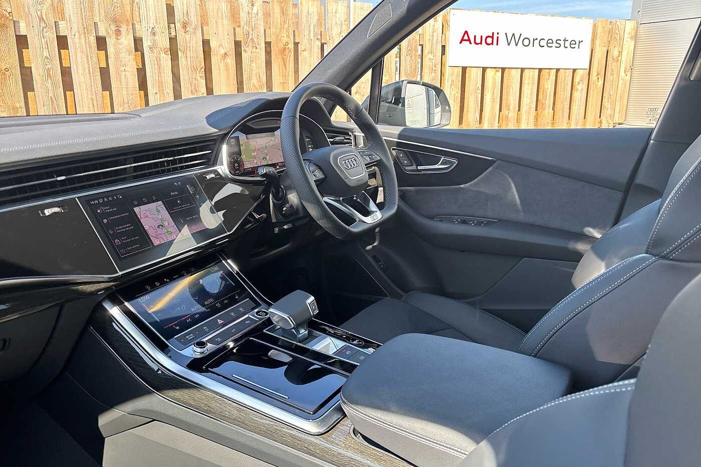 Used Audi Q7 2025 for sale - 76110603: Photo 2