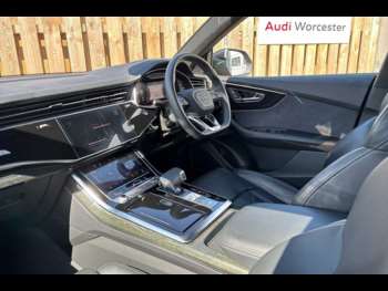 Used Audi Q8 2023 for sale - 74612452: Photo