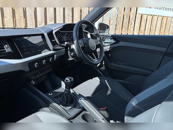 Used Audi A1 2025 for sale - 76110630: Photo 2