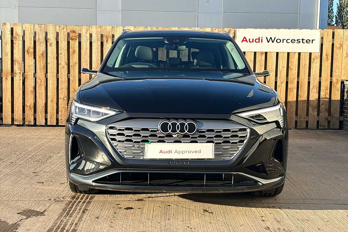 Used Audi Q8 e-tron 2024 for sale - 76111390: Photo 10