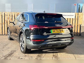 Used Audi Q8 e-tron 2024 for sale - 76111390: Photo