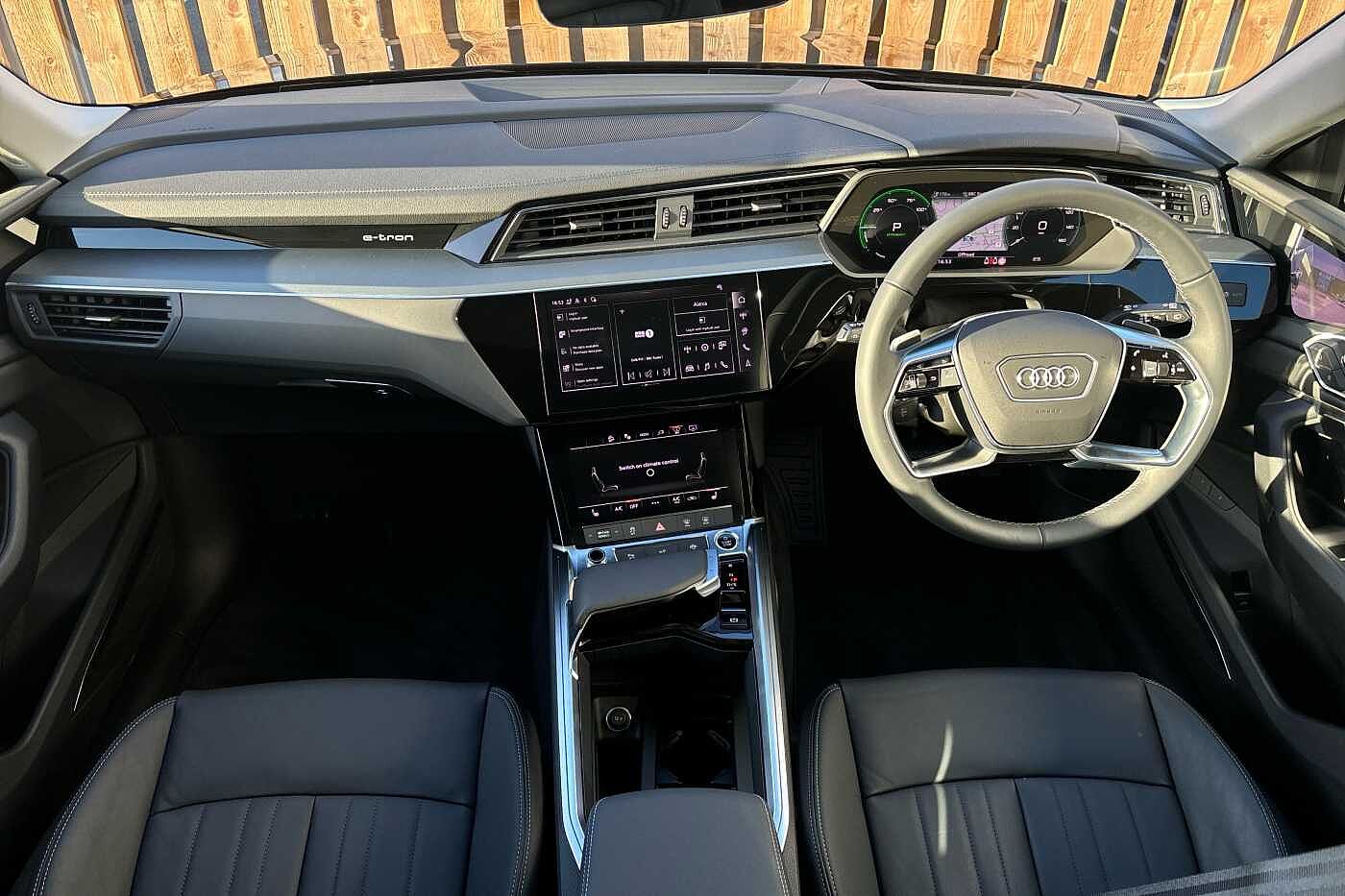 Used Audi Q8 e-tron 2024 for sale - 76111390: Photo 9