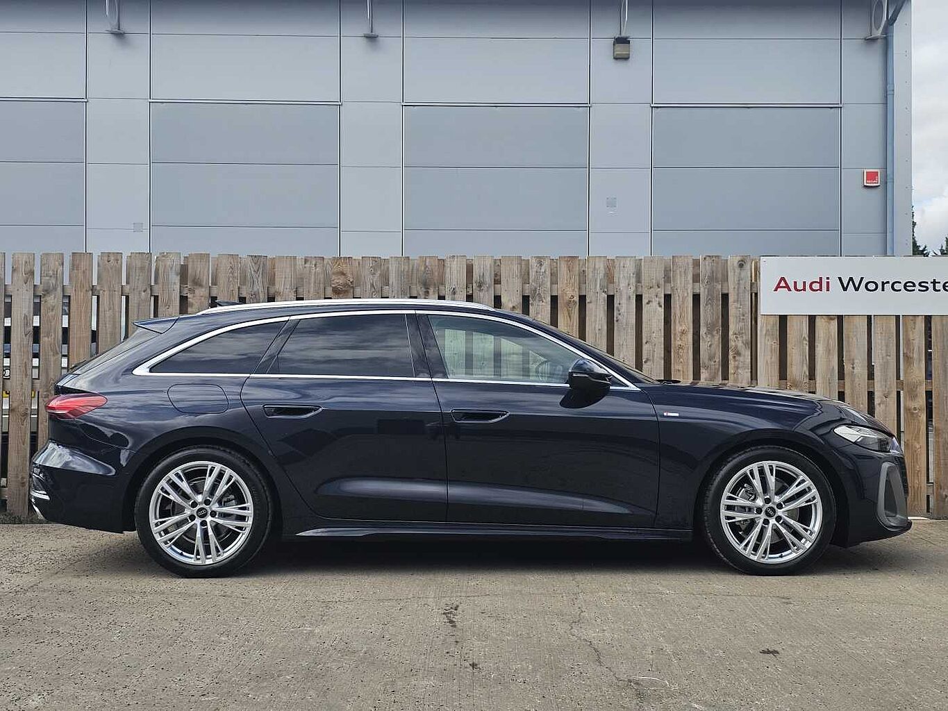 Used Audi A5 2025 for sale - 76110892: Photo 4