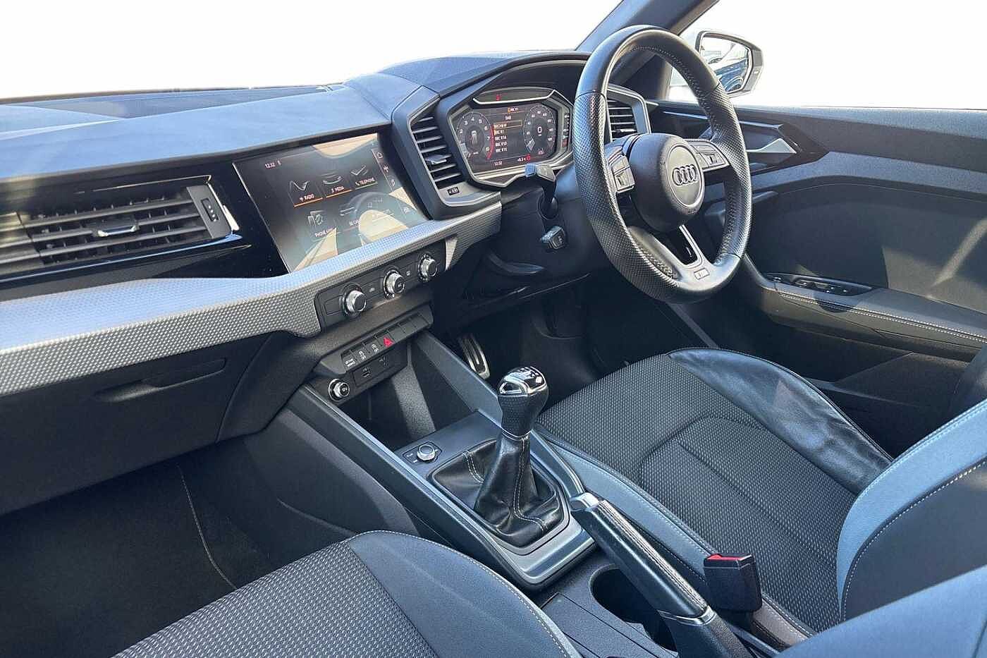Used Audi A1 2019 for sale - 77124567: Photo 2