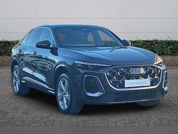 Used Audi Q5 2025 for sale - 77177677: Photo