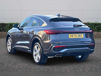 Used Audi Q5 2025 for sale - 77177677: Photo