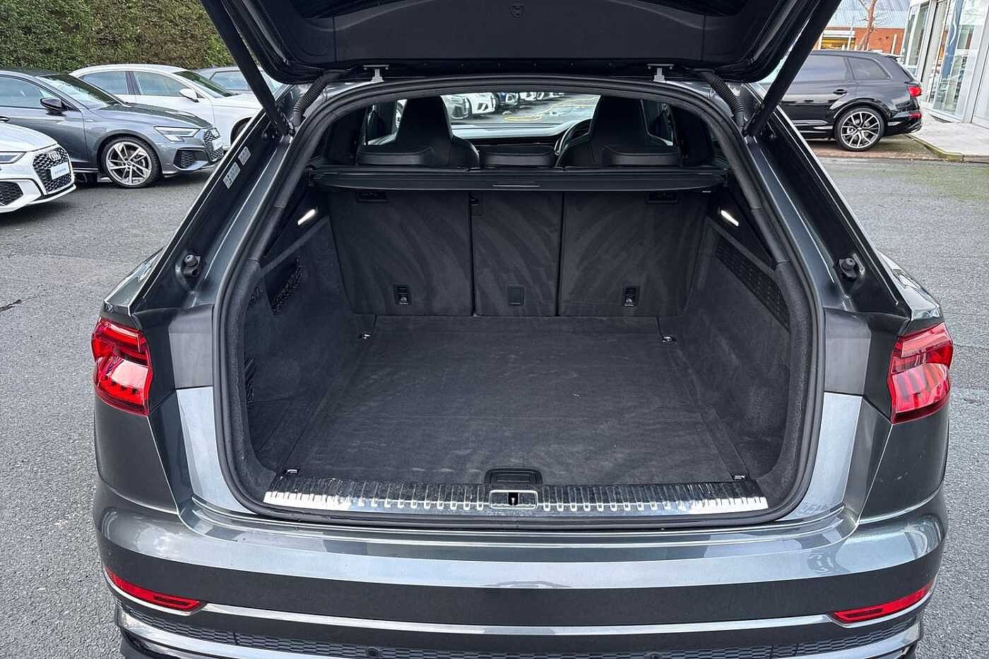 Used Audi Q8 2023 for sale - 77332595: Photo 11