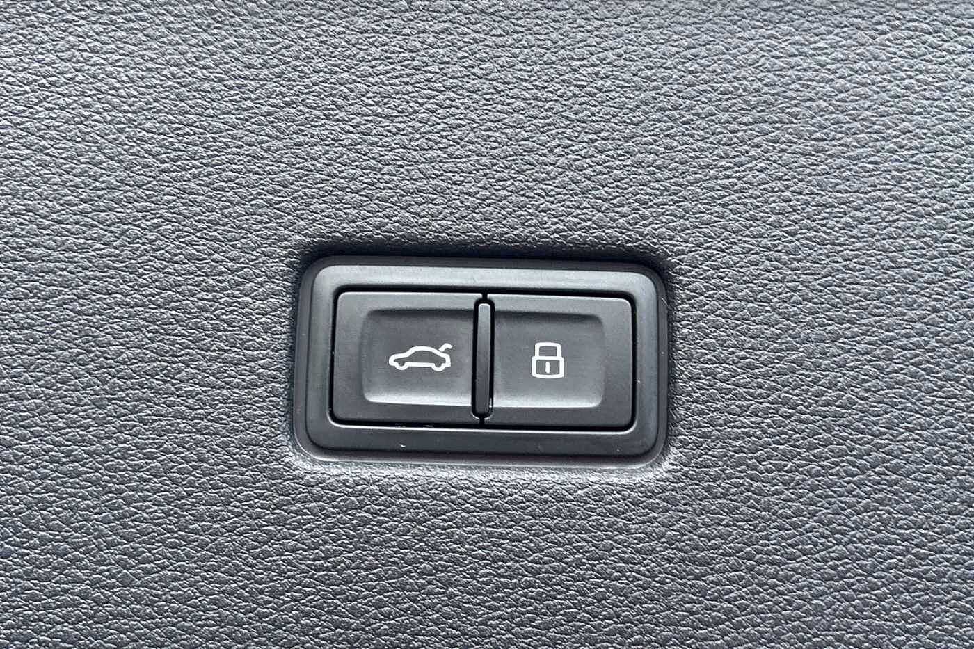 Used Audi Q8 2023 for sale - 77332595: Photo 15