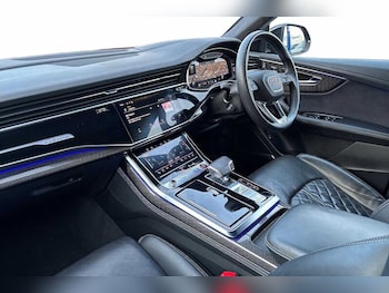 Used Audi Q8 2023 for sale - 77332595: Photo