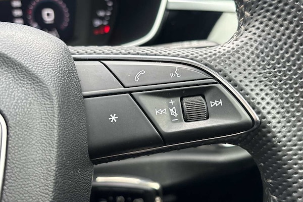 Used Audi Q3 2020 for sale - 76216704: Photo 18