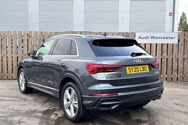 Used Audi Q3 2020 for sale - 76216704: Photo 3