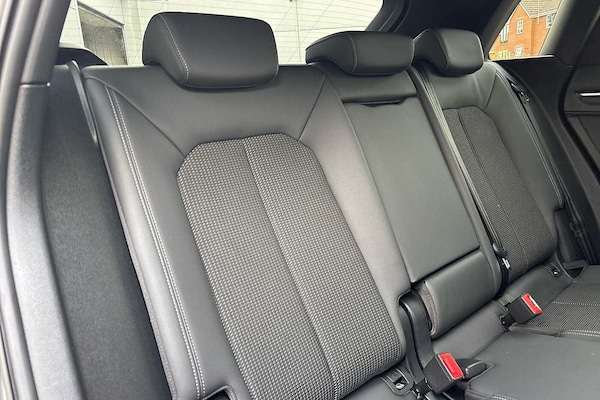 Used Audi Q3 2020 for sale - 76216704: Photo 8