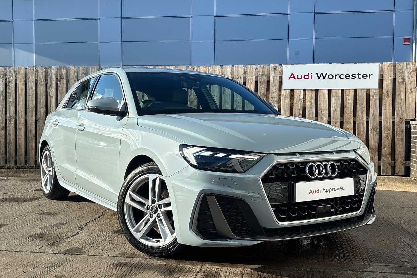 Used Audi A1 2023 for sale - 76111357: Photo 1