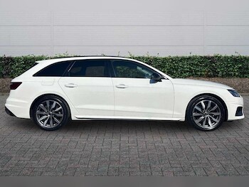 Used Audi A4 Avant 2023 for sale - 77855149: Photo