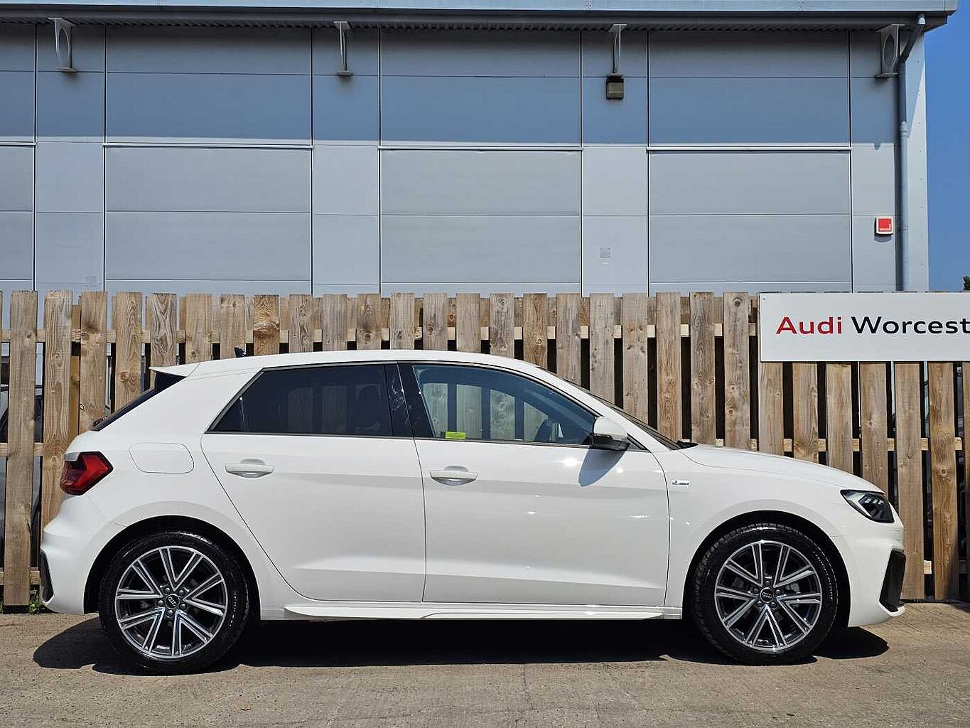Used Audi A1 2025 for sale - 77177358: Photo 4