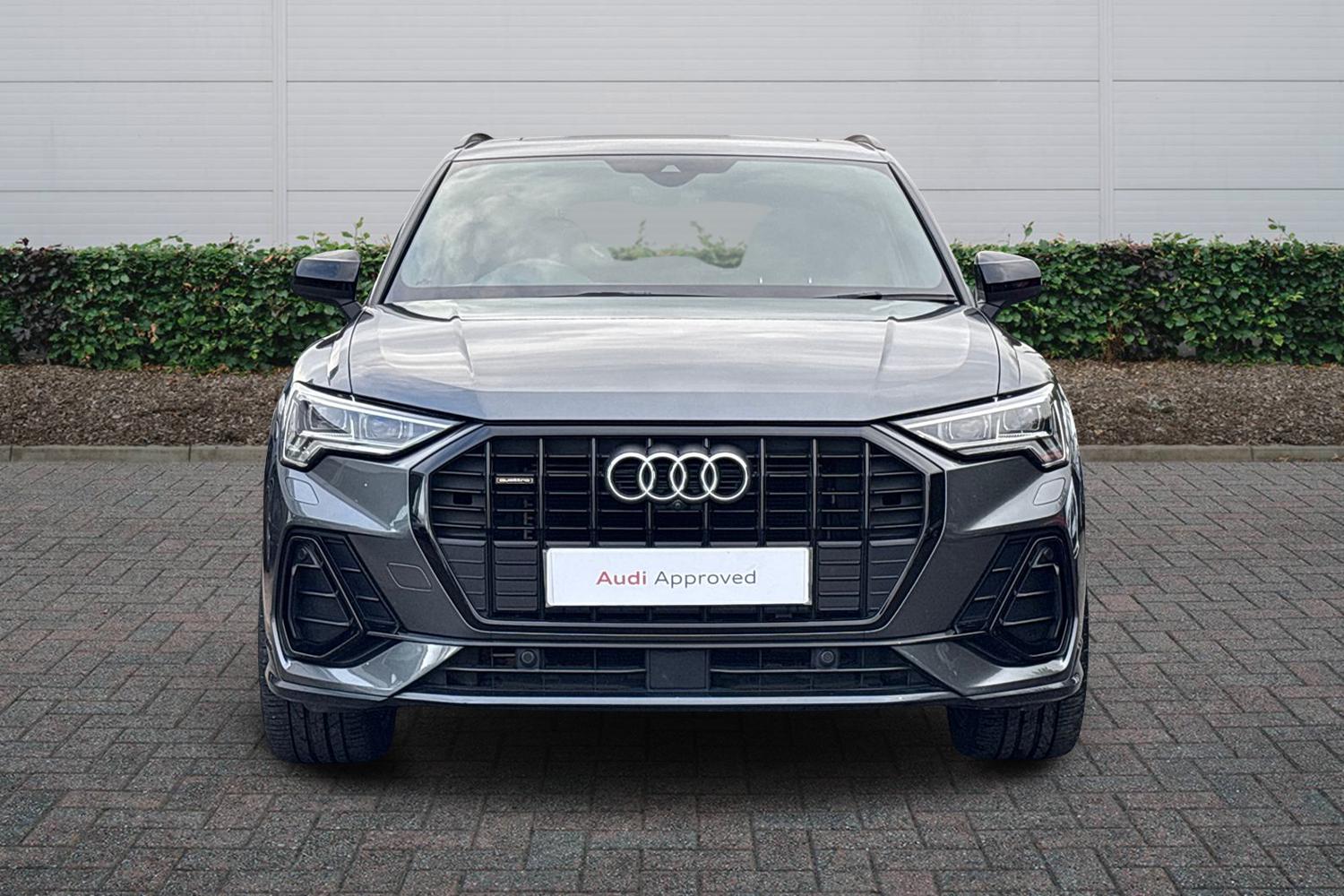 Used Audi Q3 2019 for sale - 77268864: Photo 3