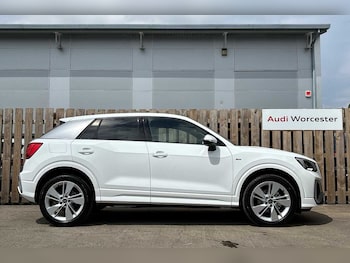 Used Audi Q2 2025 for sale - 76111028: Photo