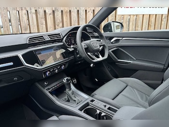 Used Audi Q3 2025 for sale - 76261193: Photo 2