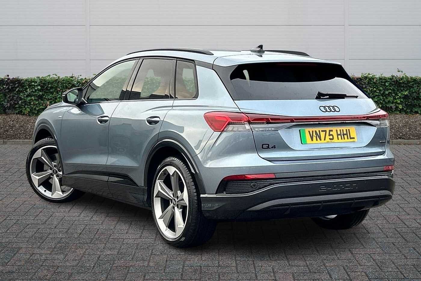 Used Audi Q4 e-tron 2025 for sale - 77124433: Photo 3