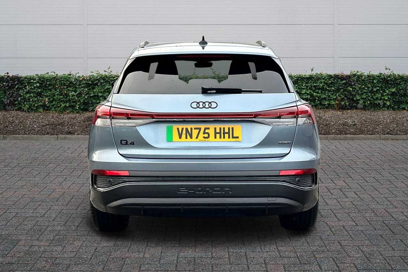Used Audi Q4 e-tron 2025 for sale - 77124433: Photo 8