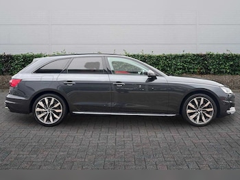 Used Audi A4 Avant 2022 for sale - 76800325: Photo