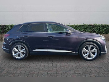 Used Audi Q4 e-tron 2022 for sale - 76486632: Photo