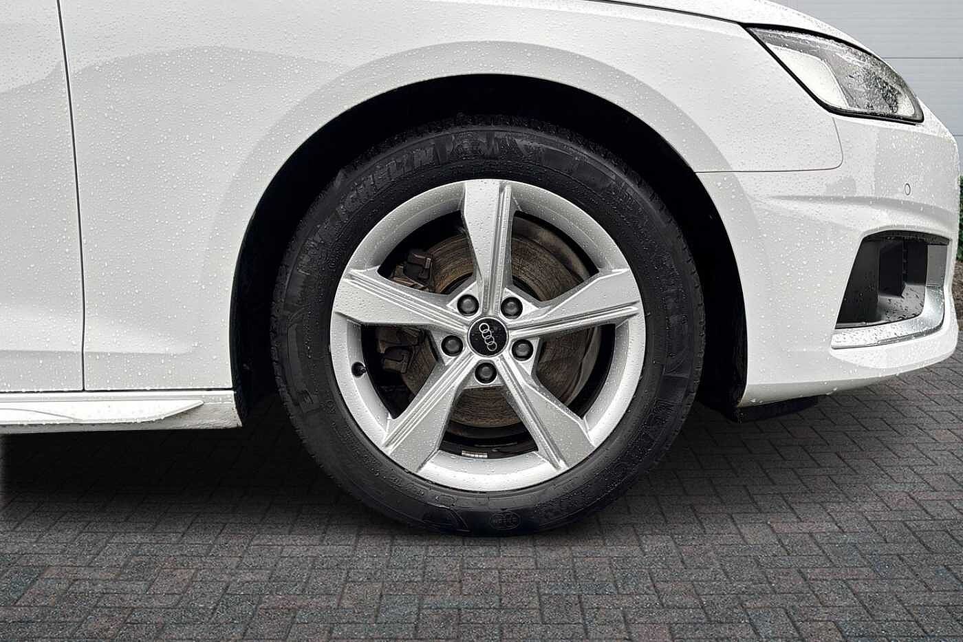 Used Audi A4 2023 for sale - 77176605: Photo 5