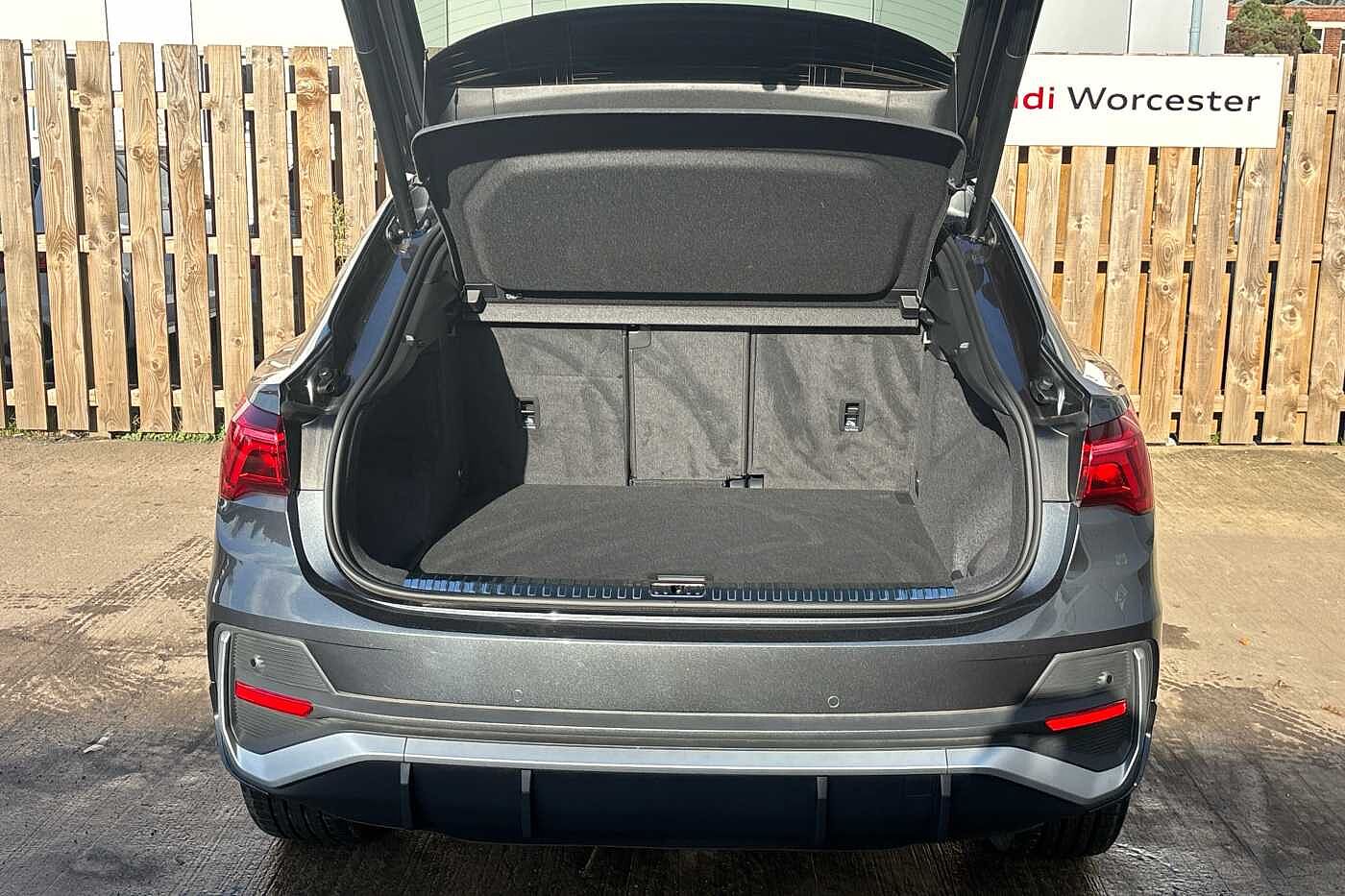 Used Audi Q3 2024 for sale - 76458646: Photo 12