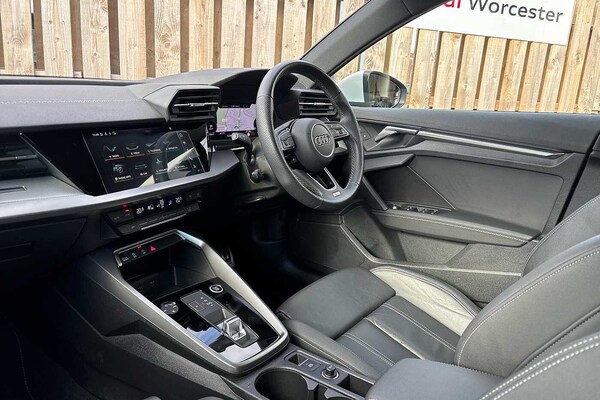 Used Audi A3 2023 for sale - 76216705: Photo 2