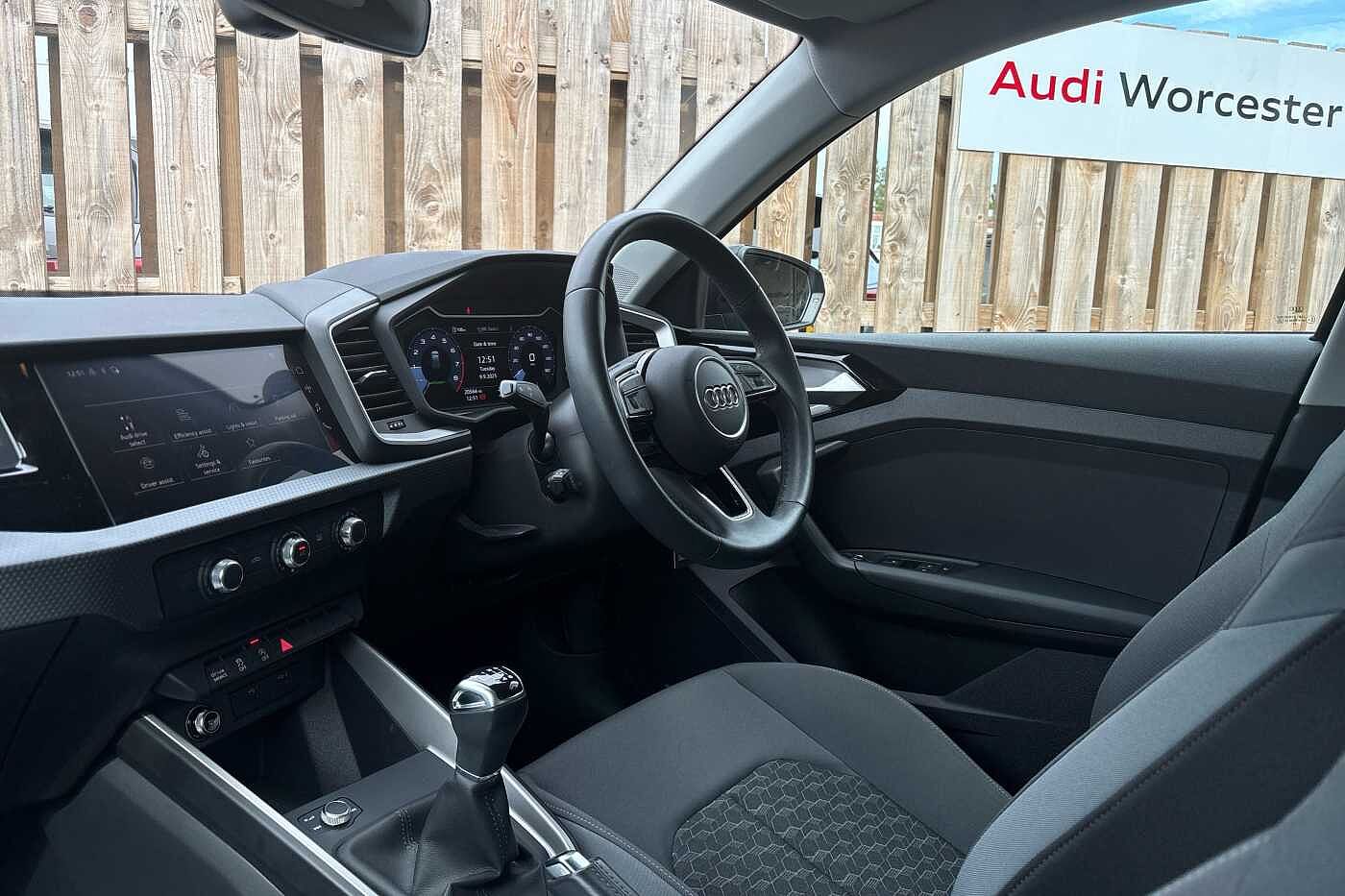 Used Audi A1 2023 for sale - 76111279: Photo 2