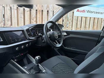 Used Audi A1 2023 for sale - 76111279: Photo 2