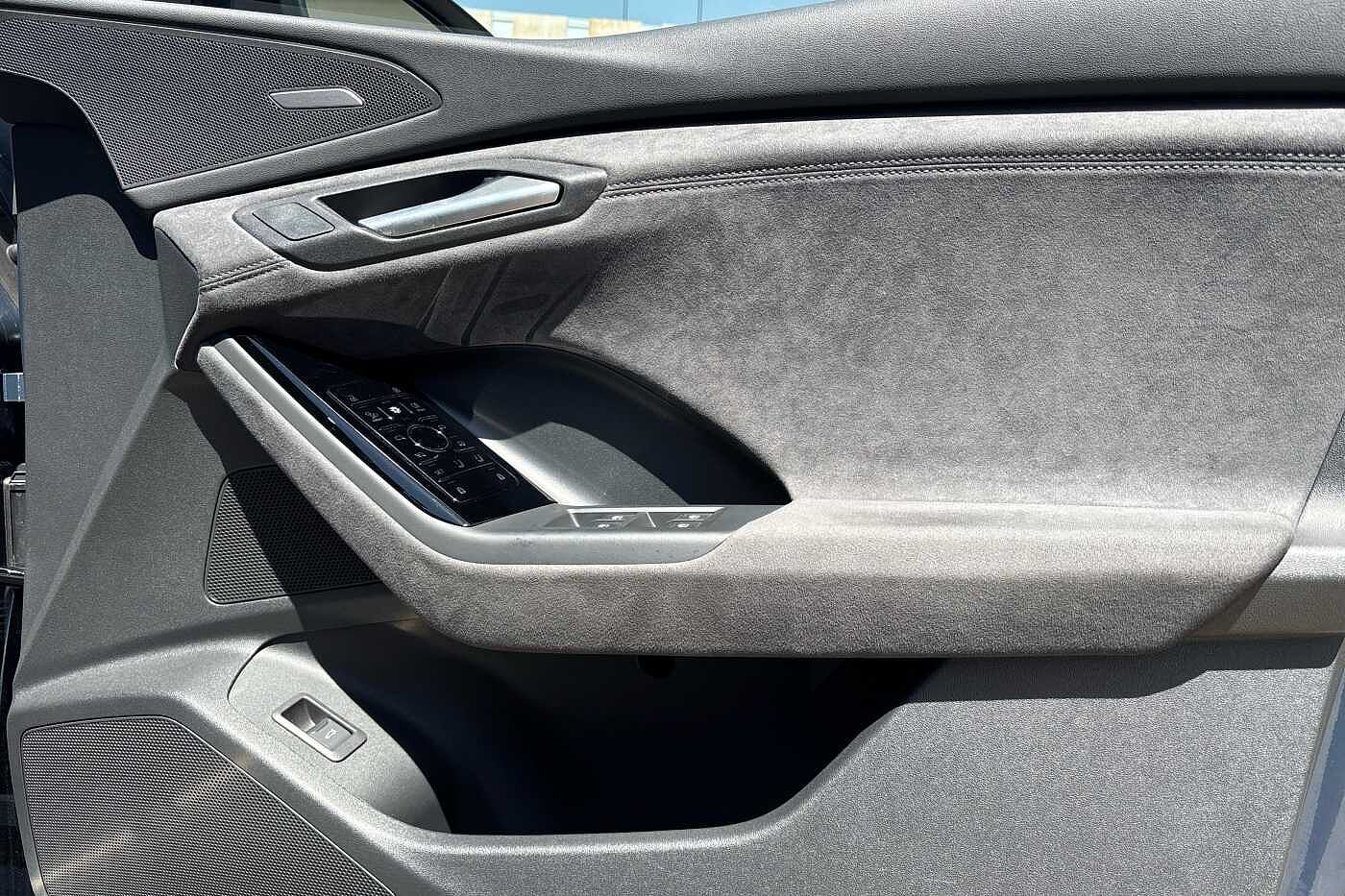 Used Audi Q6 e-tron 2025 for sale - 77177363: Photo 30