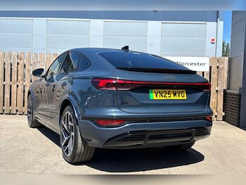 Used Audi Q6 e-tron 2025 for sale - 77177363: Photo