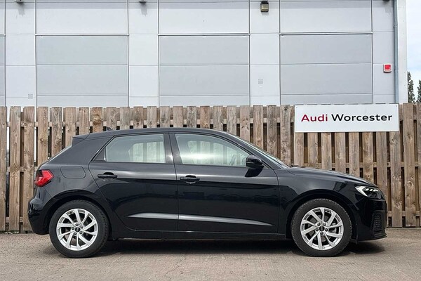 Used Audi A1 2023 for sale - 76241248: Photo 4