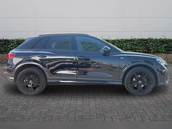 Used Audi Q3 2024 for sale - 79146931: Photo