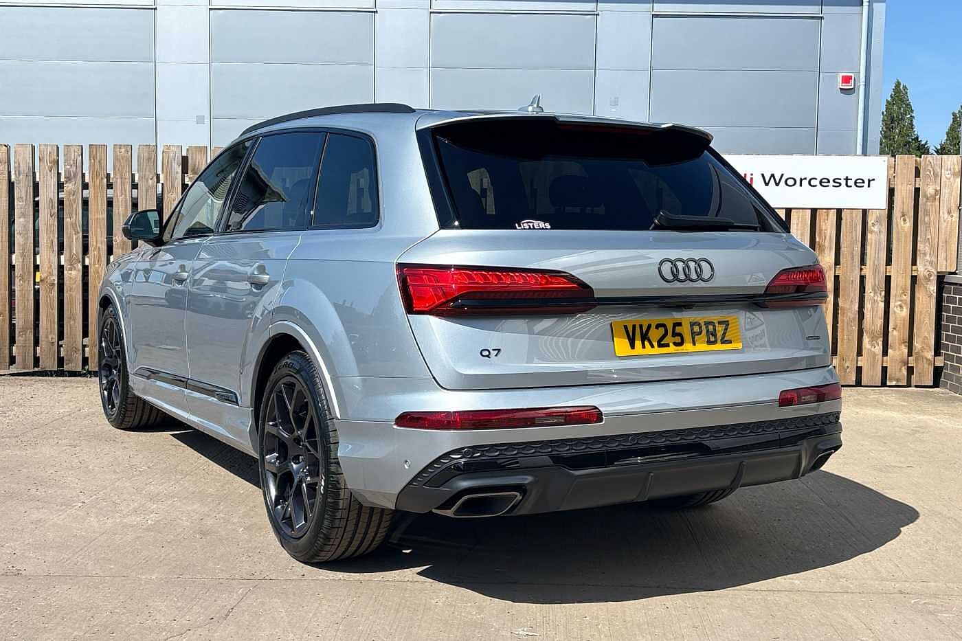 Used Audi Q7 2025 for sale - 77177762: Photo 3