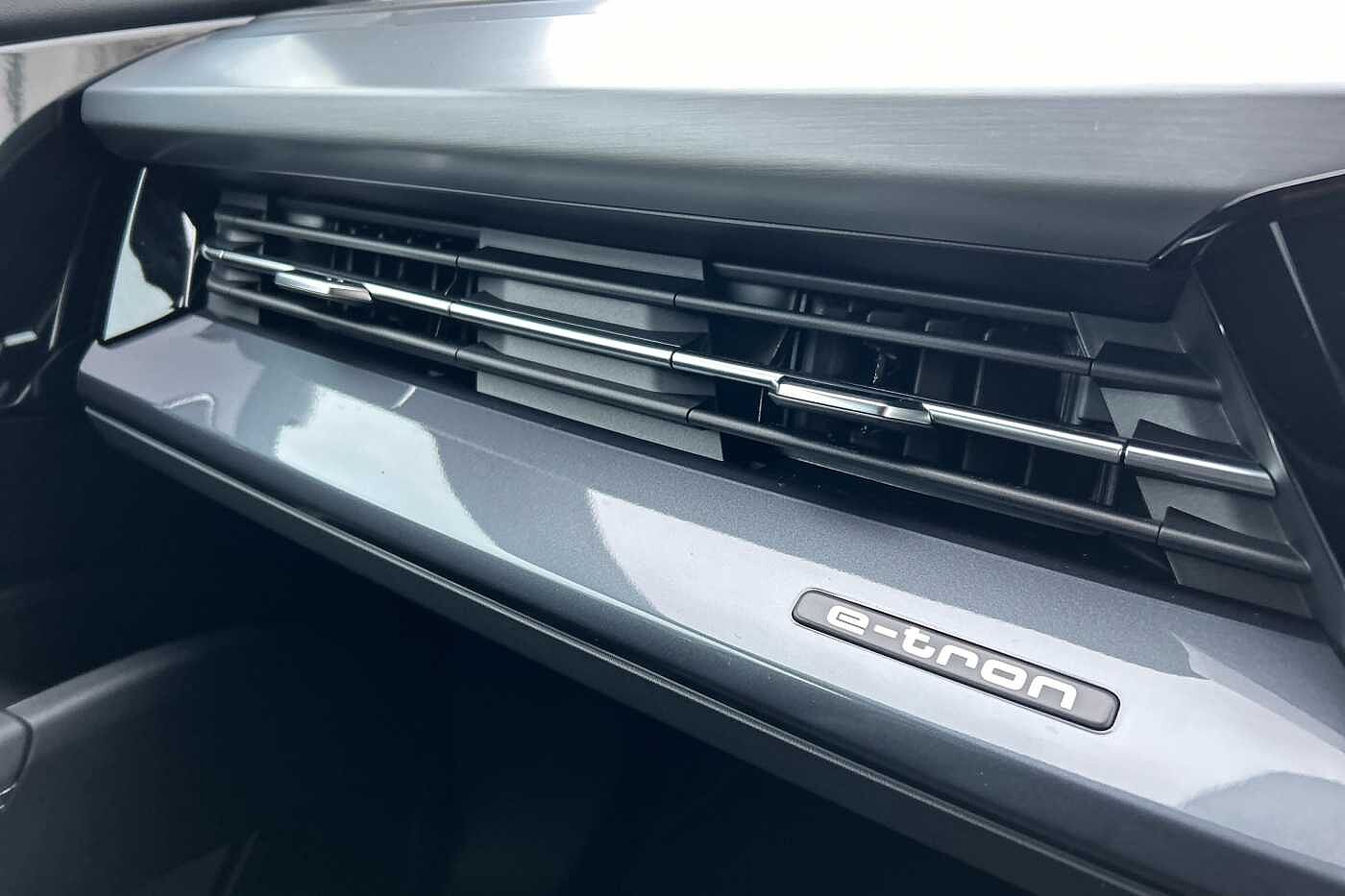 Used Audi Q4 e-tron 2024 for sale - 76111412: Photo 13