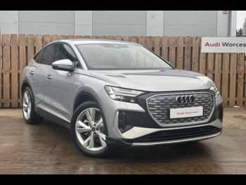 2024 (74) - 250kW 55 Quattro 82kWh S Line 5dr Auto (Leather)