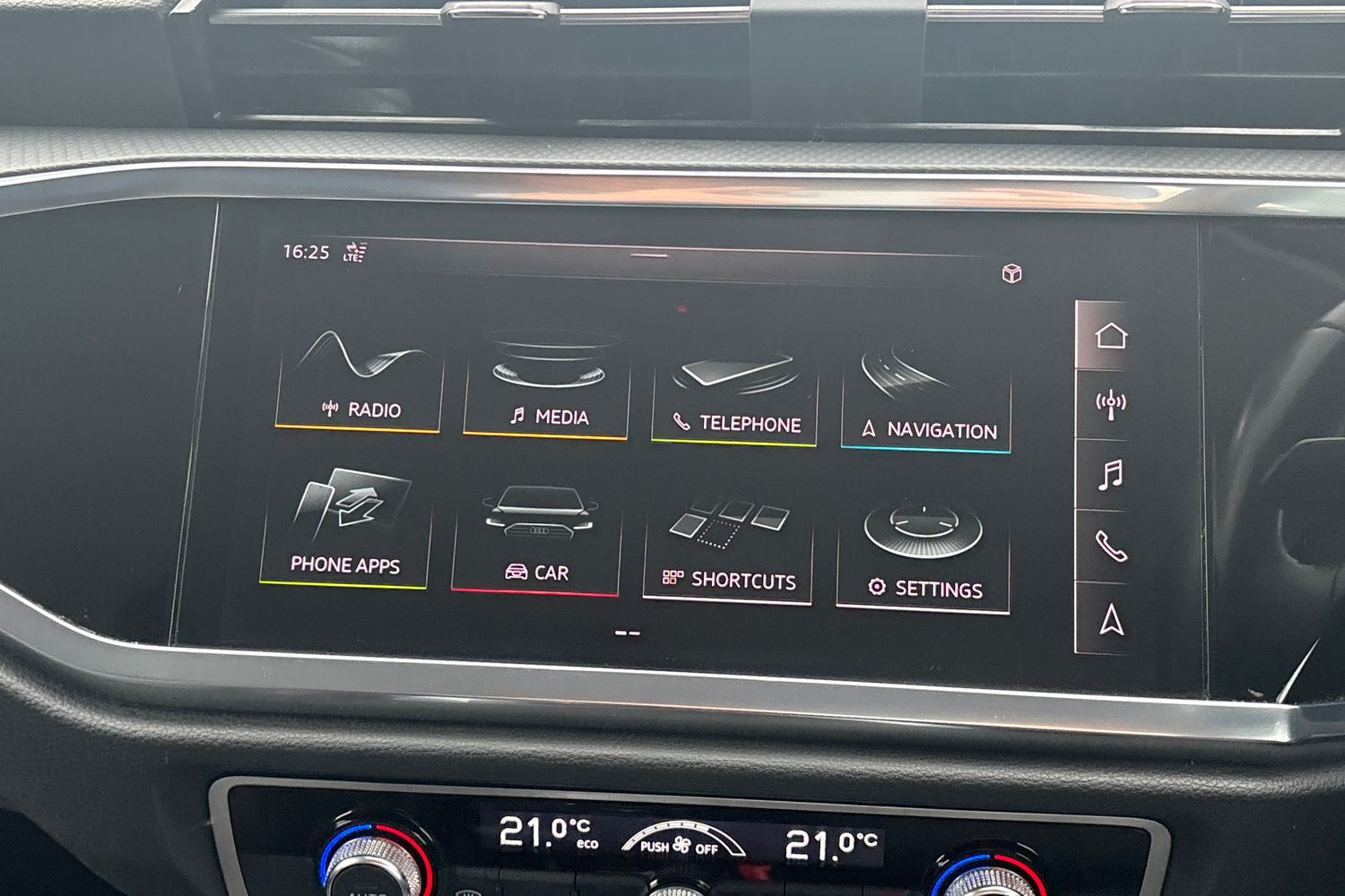 Used Audi Q3 2020 for sale - 77785605: Photo 11