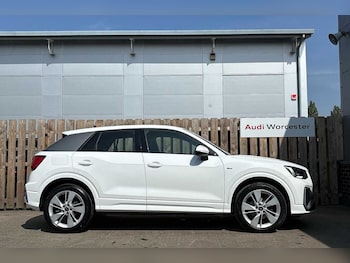 Used Audi Q2 2023 for sale - 76110684: Photo