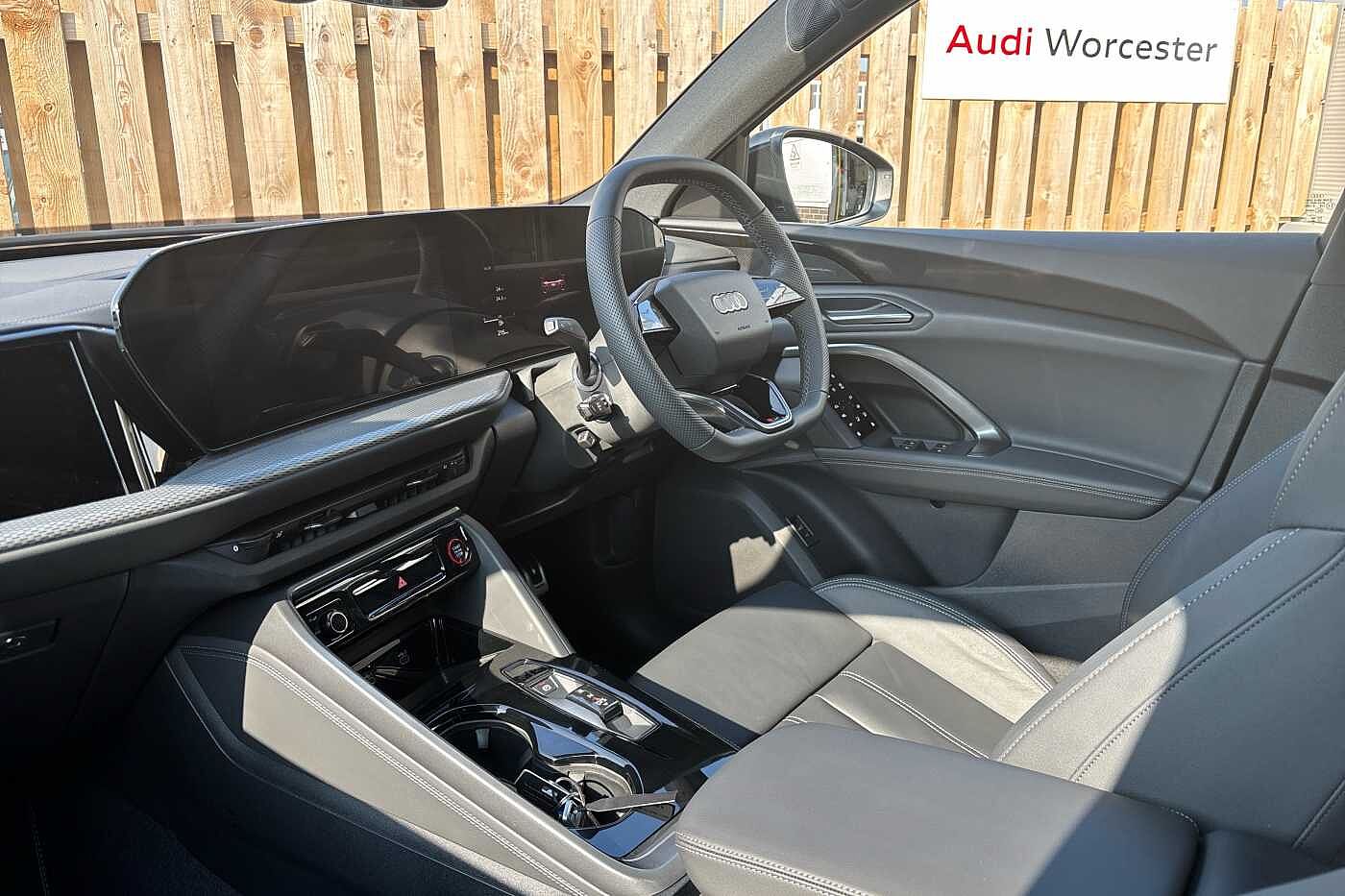 Used Audi Q5 2025 for sale - 77176770: Photo 2