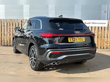 Used Audi Q5 2025 for sale - 77176770: Photo