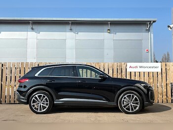 Used Audi Q5 2025 for sale - 77176770: Photo