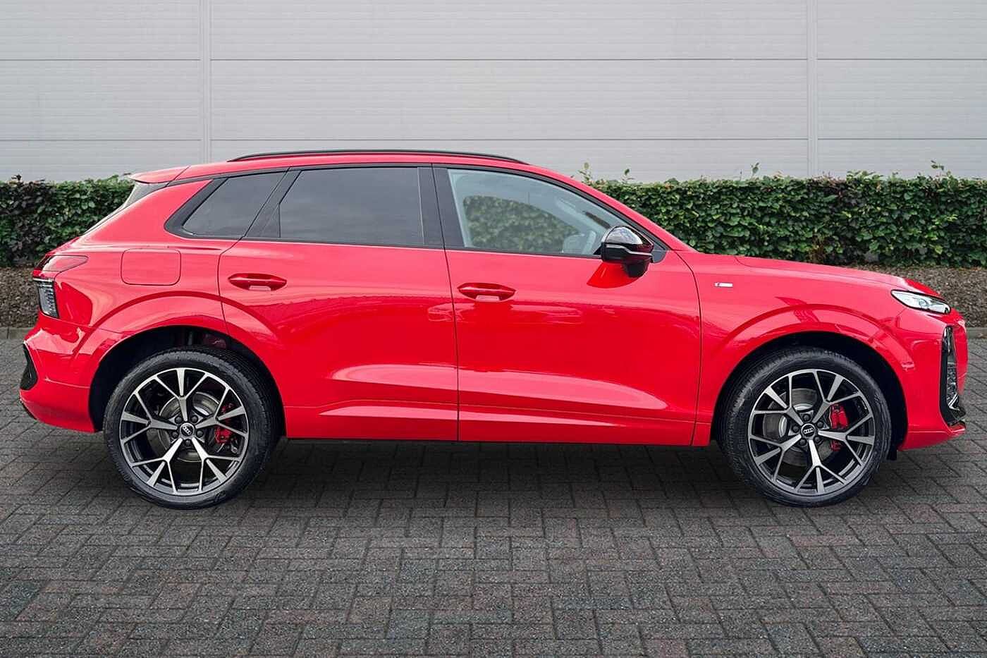 Used Audi Q3 2025 for sale - 77177295: Photo 4